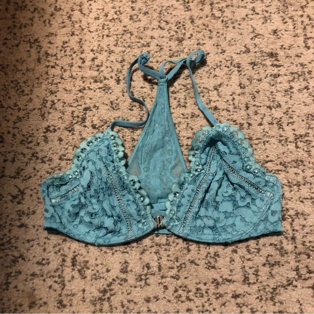 Victoria’s Secret Blue Floral Laced Bralette Size 32C